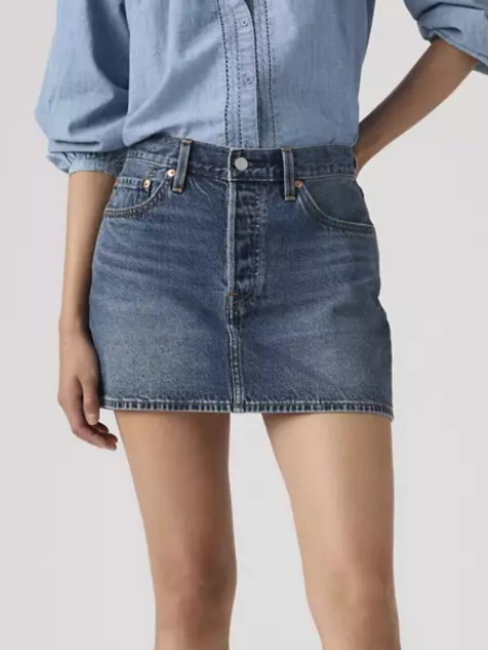 NWT Levis Icon Skirt | Size 29